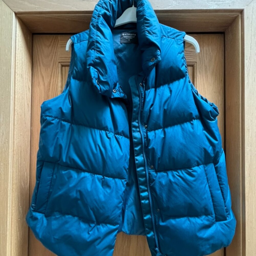 Athleta Downtown Down Puffer Vest NWT Teal Blue 1X water resistant